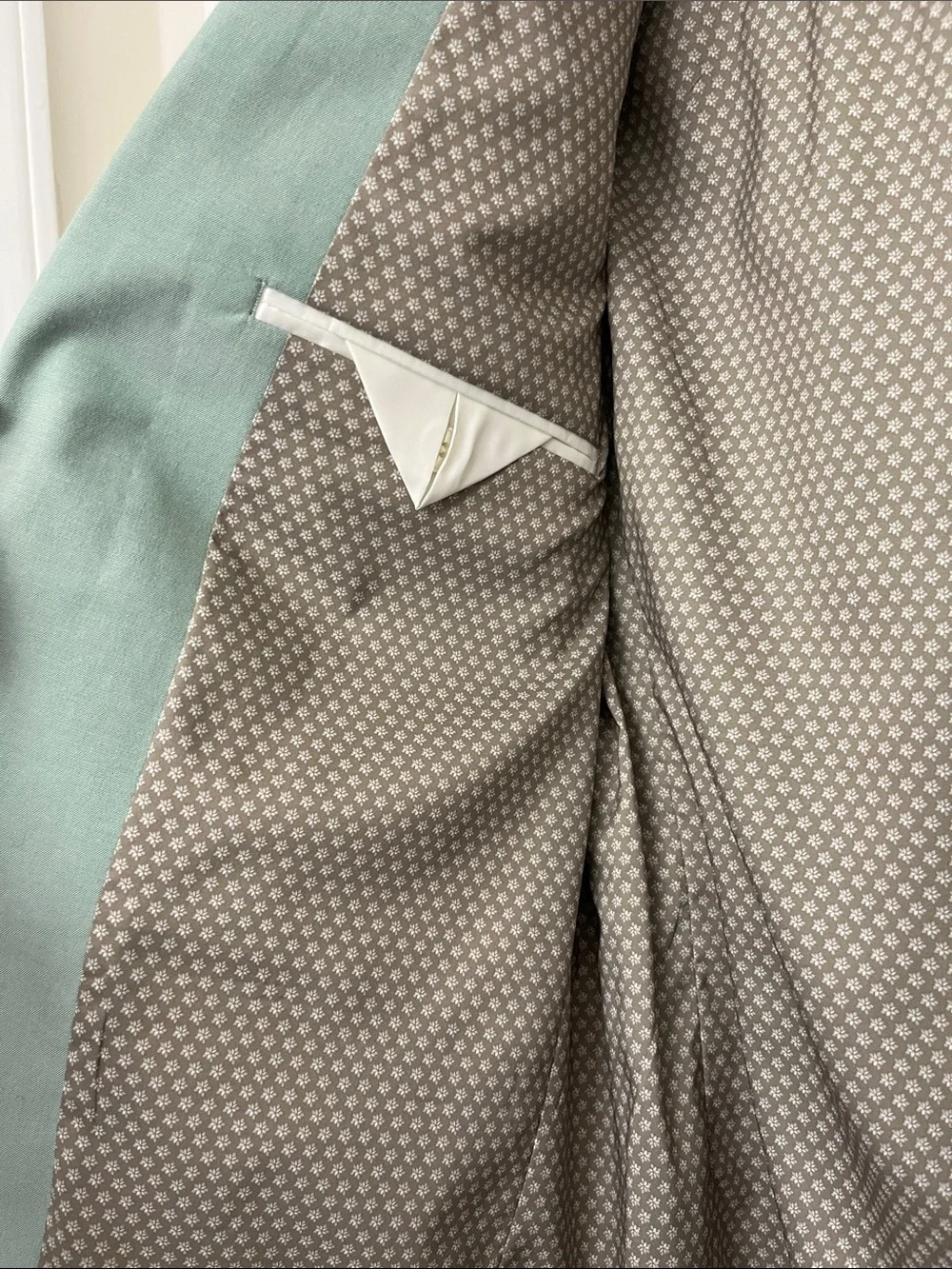 Chaps Men's Mint Green Stretch Two-Button Blazer - Picture 6 of 6
